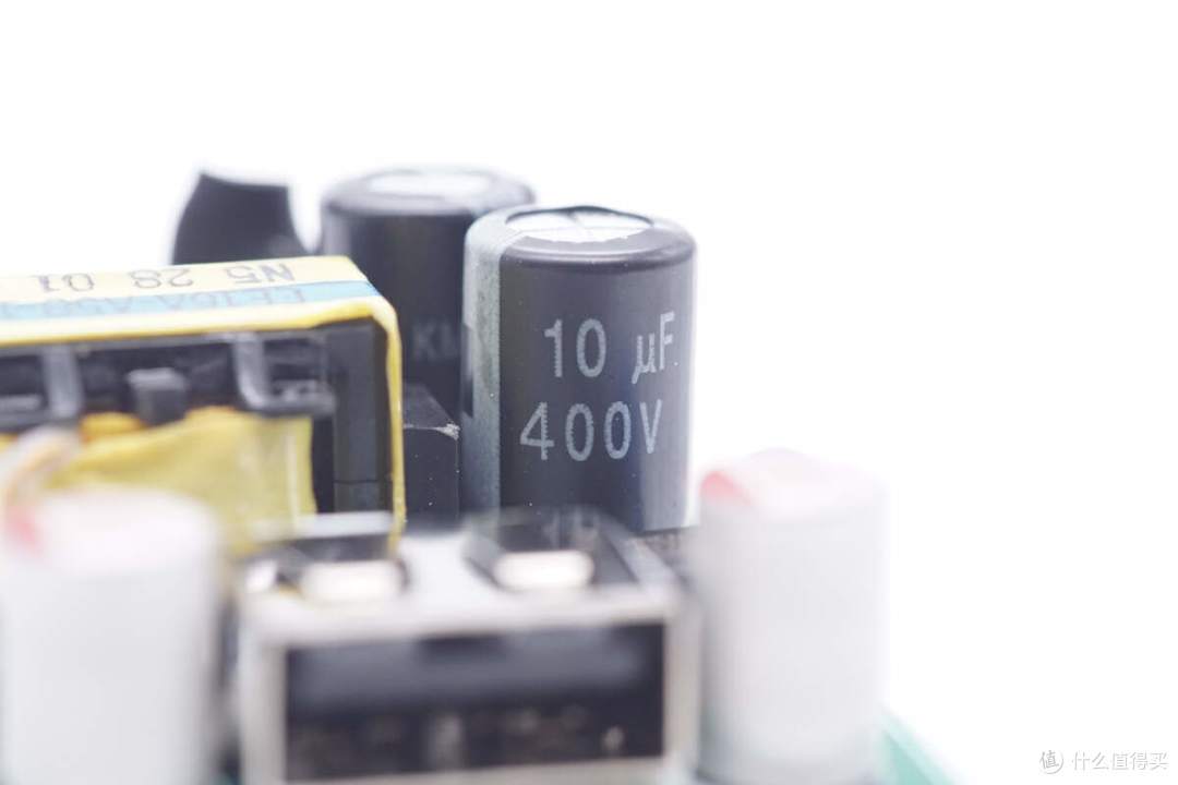 拆解报告:信大捷安12W智能充电器A58-502000