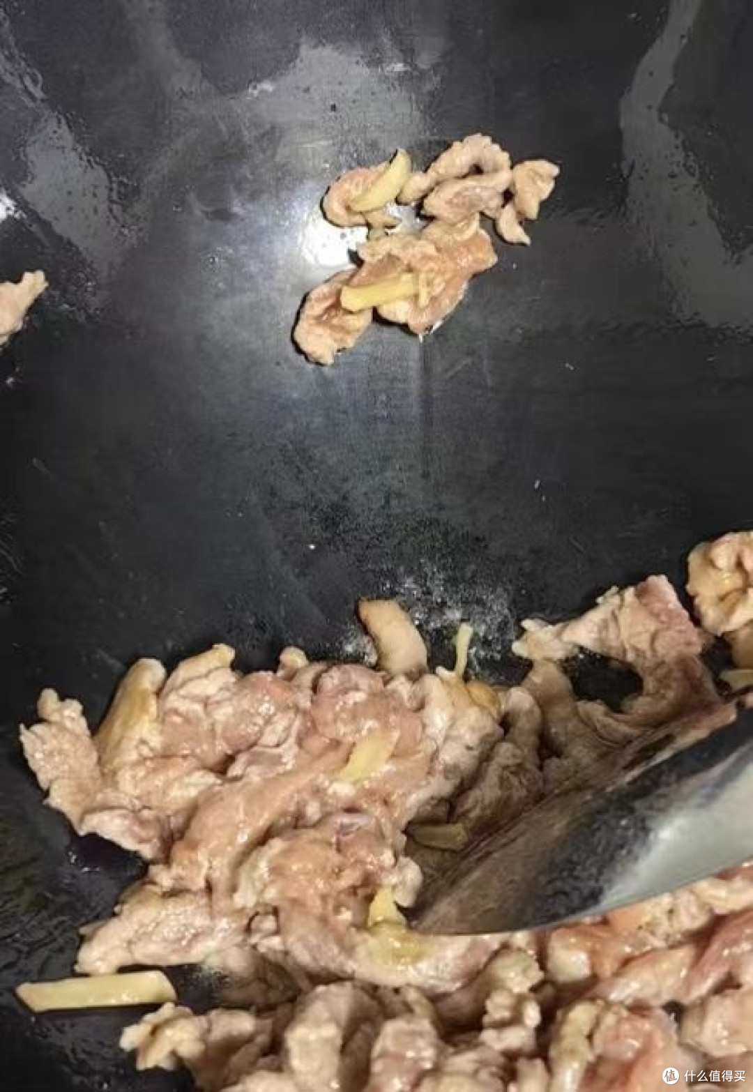 炒菜香的大铁锅