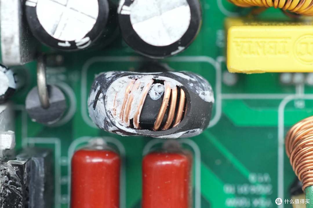 小巧轻便，能华120W高性价比氮化镓适配器方案解析