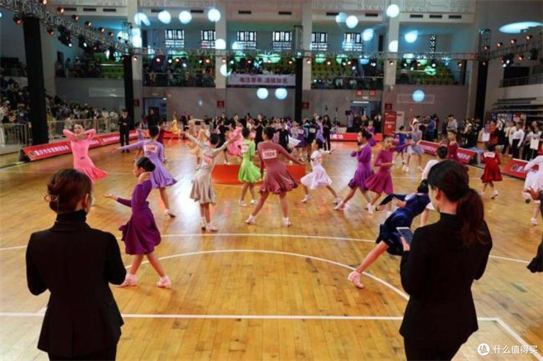 点击图片翻到下一页></a>> 五月山城舞翩跹,文旅融合谱新篇