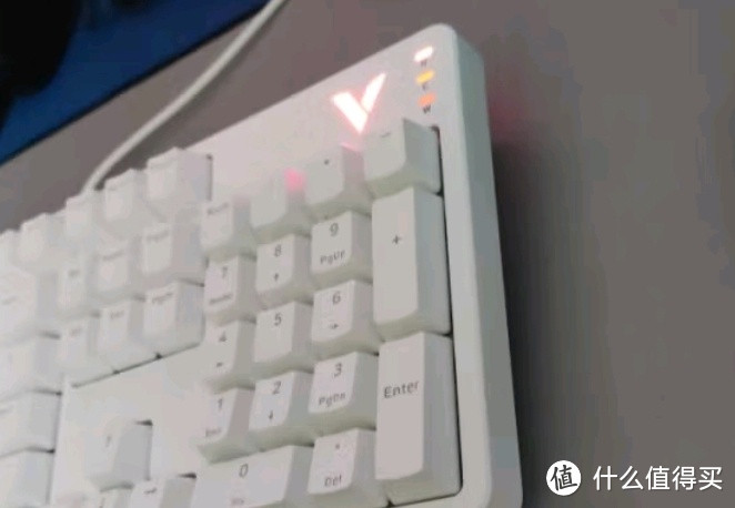 雷柏V500PRO键盘，游戏玩家的必备神器！
