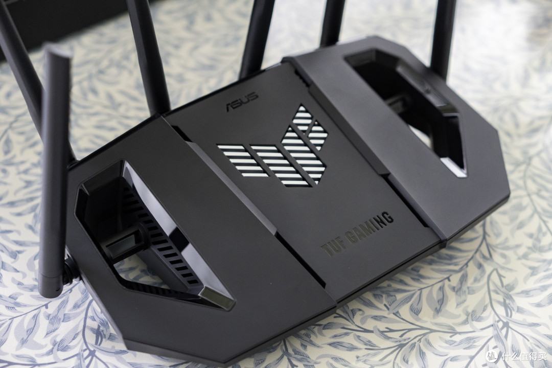 华硕WIFI7路由器中，最值得买的产品——TUF小旋风Pro