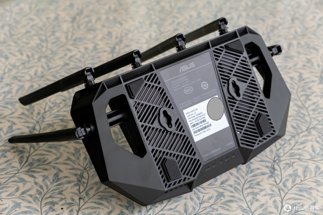 华硕WIFI7路由器中，最值得买的产品——TUF小旋风Pro
