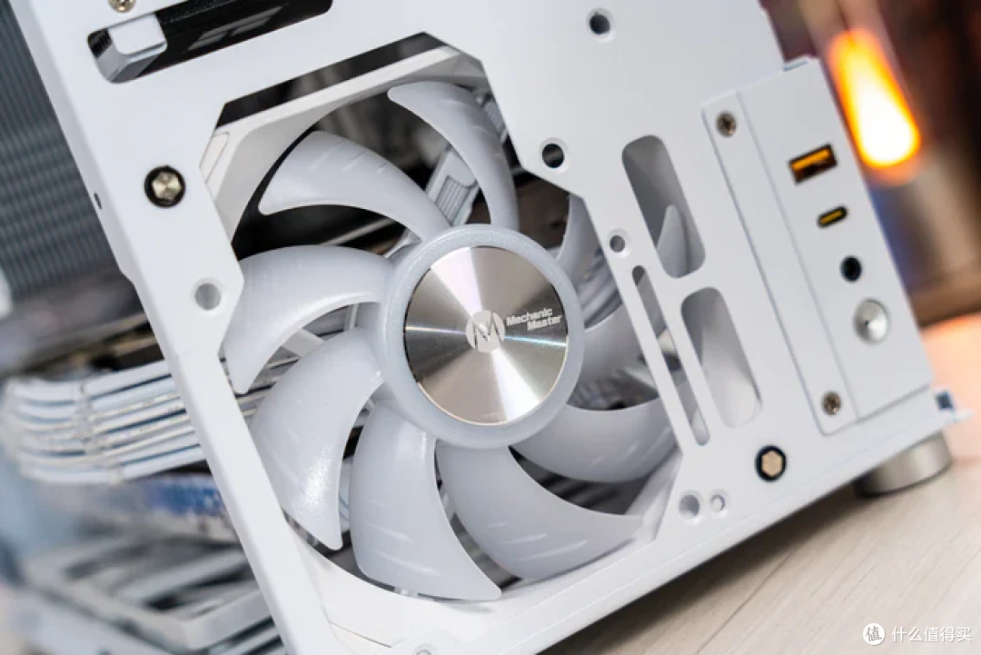 风冷紧凑MATX——微星B760M迫击炮2+索泰4070S欧泊白+机械大师iF17装机分享