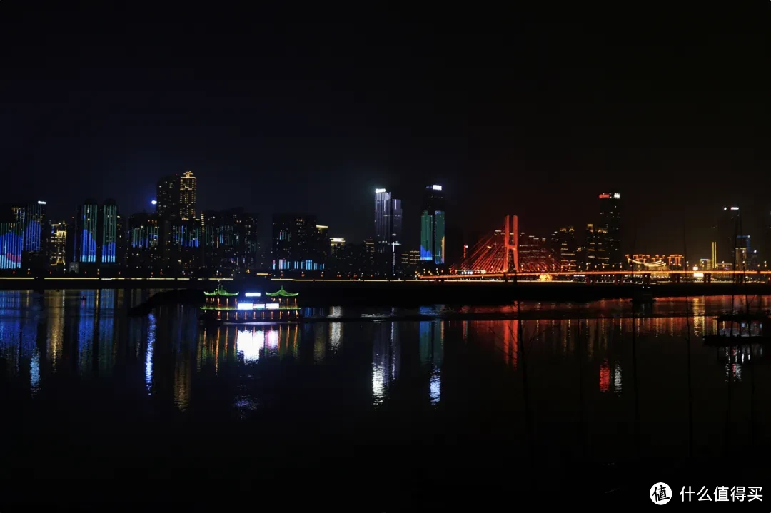 我要打赌，今年会爆火的城市必有她！