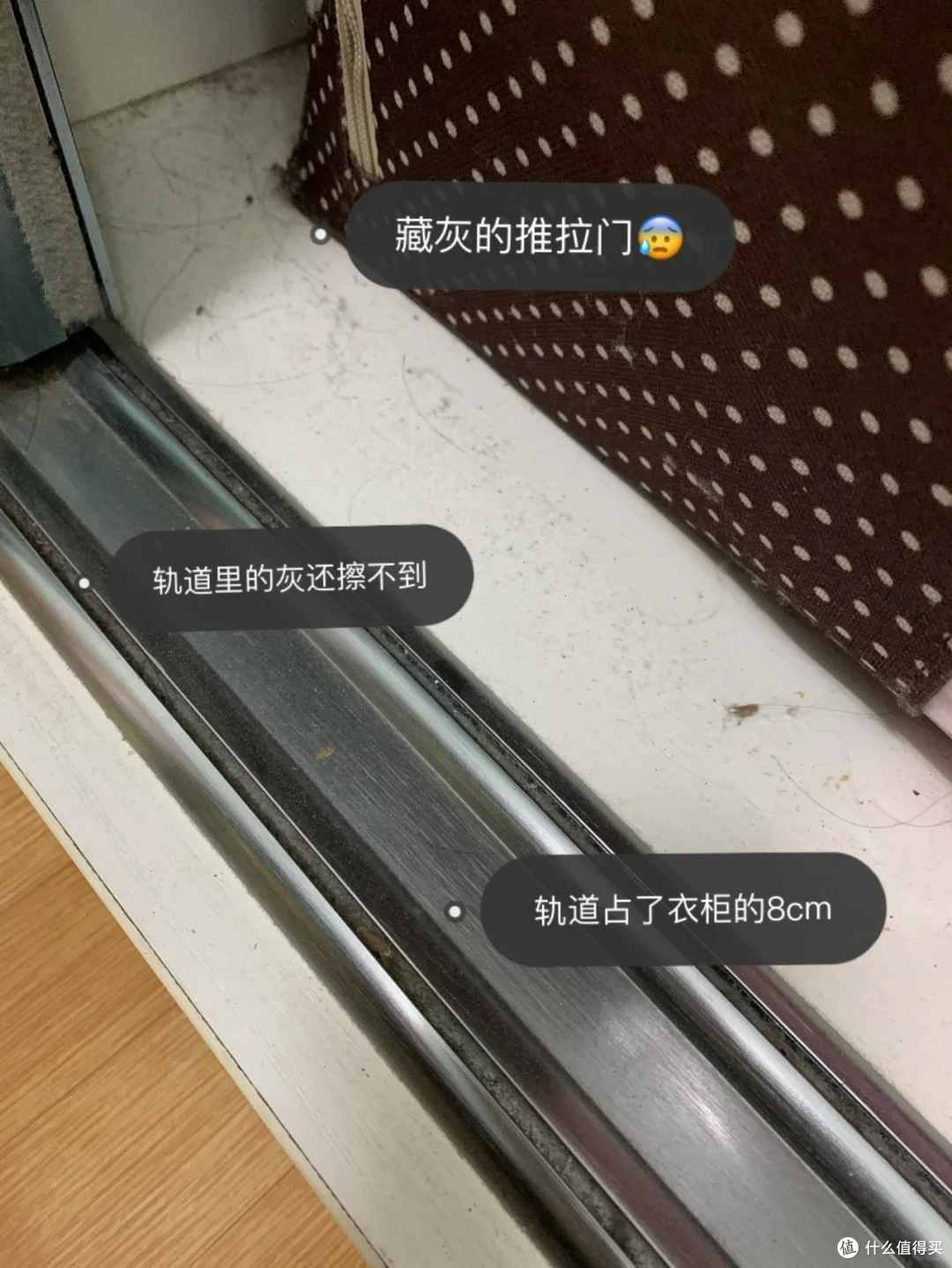 衣柜装移门“过时”了！学学90后年轻人的做法，节省空间又省钱