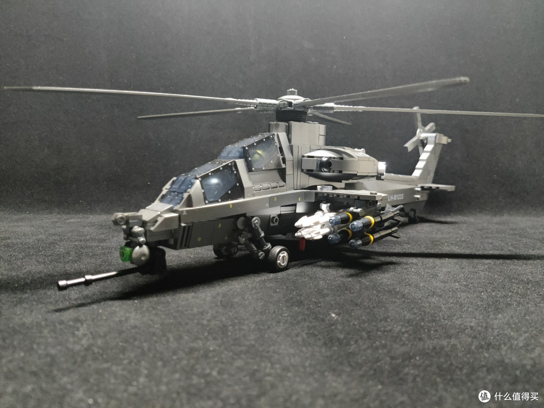 霹雳火起——小鲁班 1/35 WZ-10武装直升机 拼装积木测评