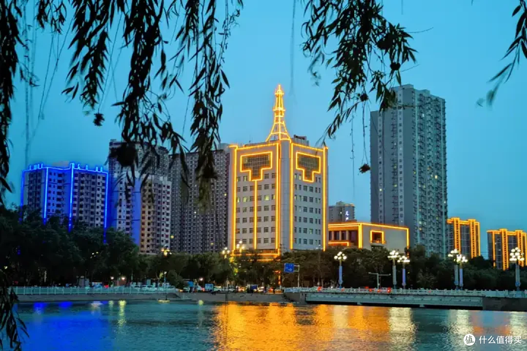 库尔勒,特价机票才600,特产是香梨!没想到是南疆旅游的宝藏城市啊!
