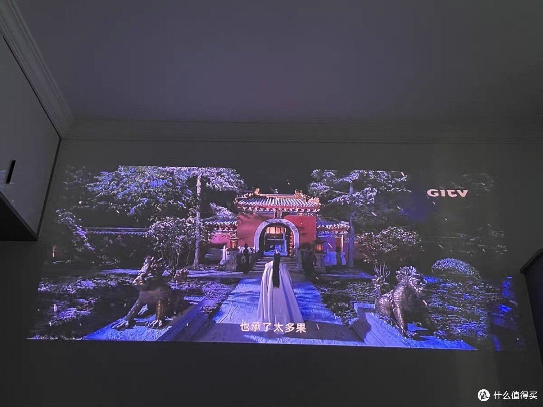 坚果N1三色激光投影仪：观影新境界，画质超乎想象