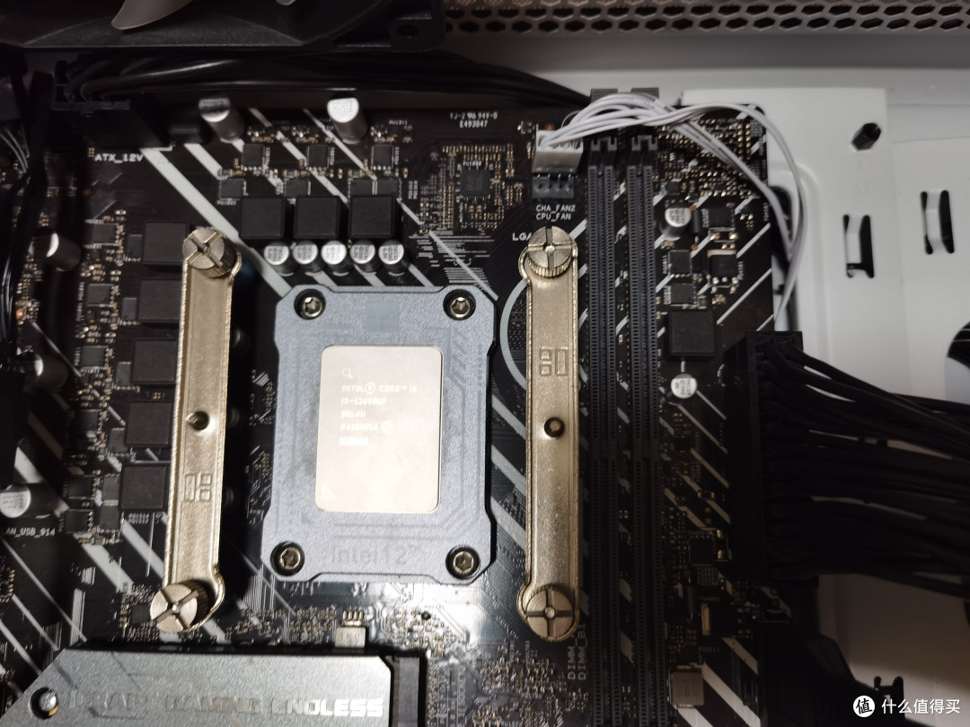 126kf上机，H610瑟瑟发抖