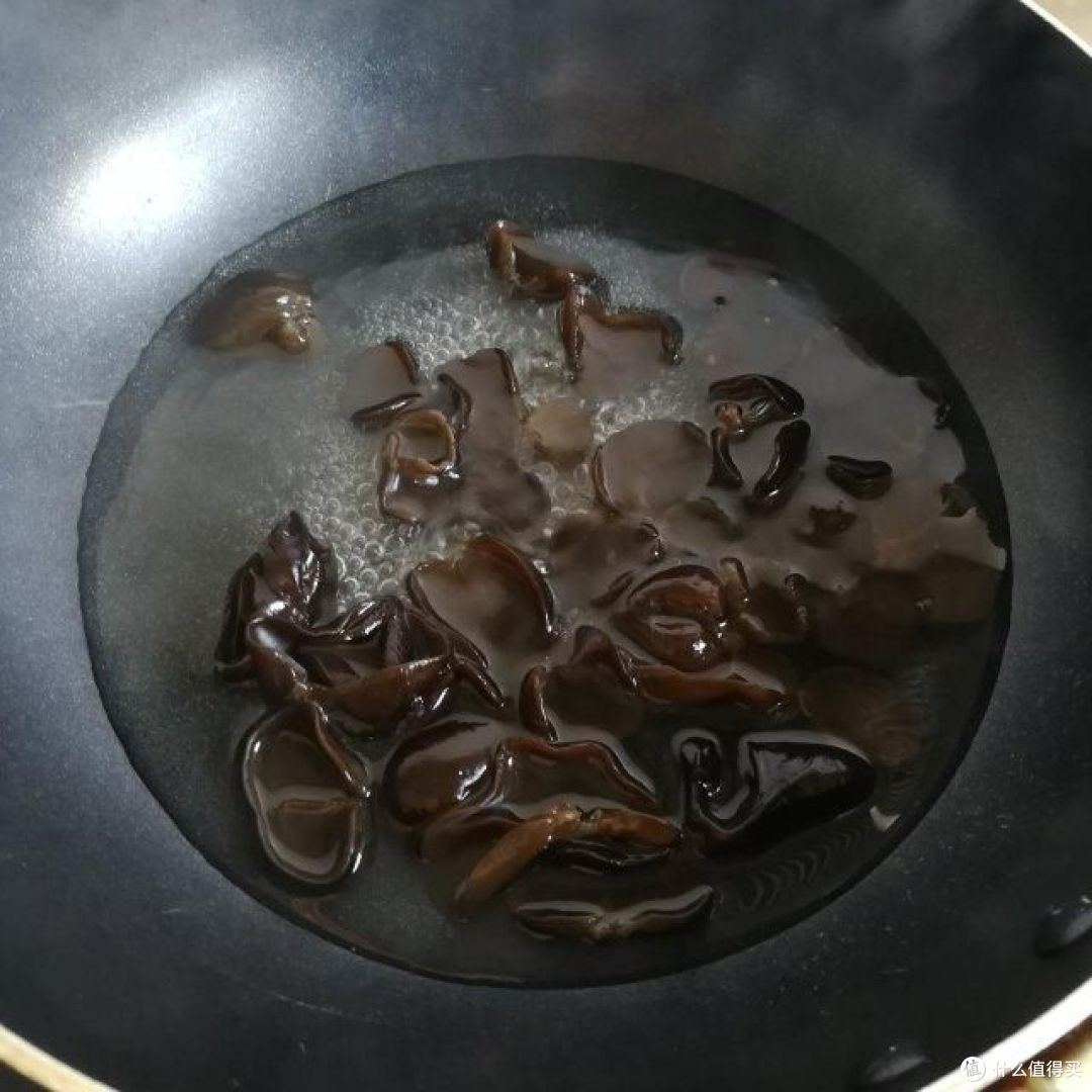 木耳怎么焯水不中毒?
