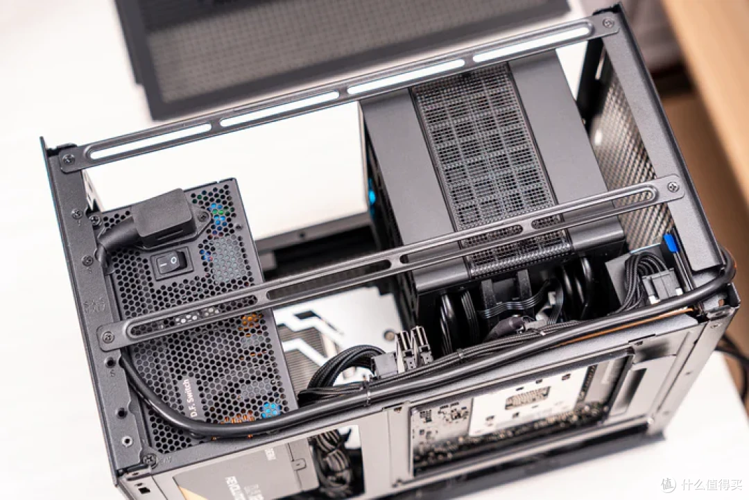 把阿萨辛4S装进ITX——STRIX X670E-I+4060金属大师+九州风神CH160装机分享