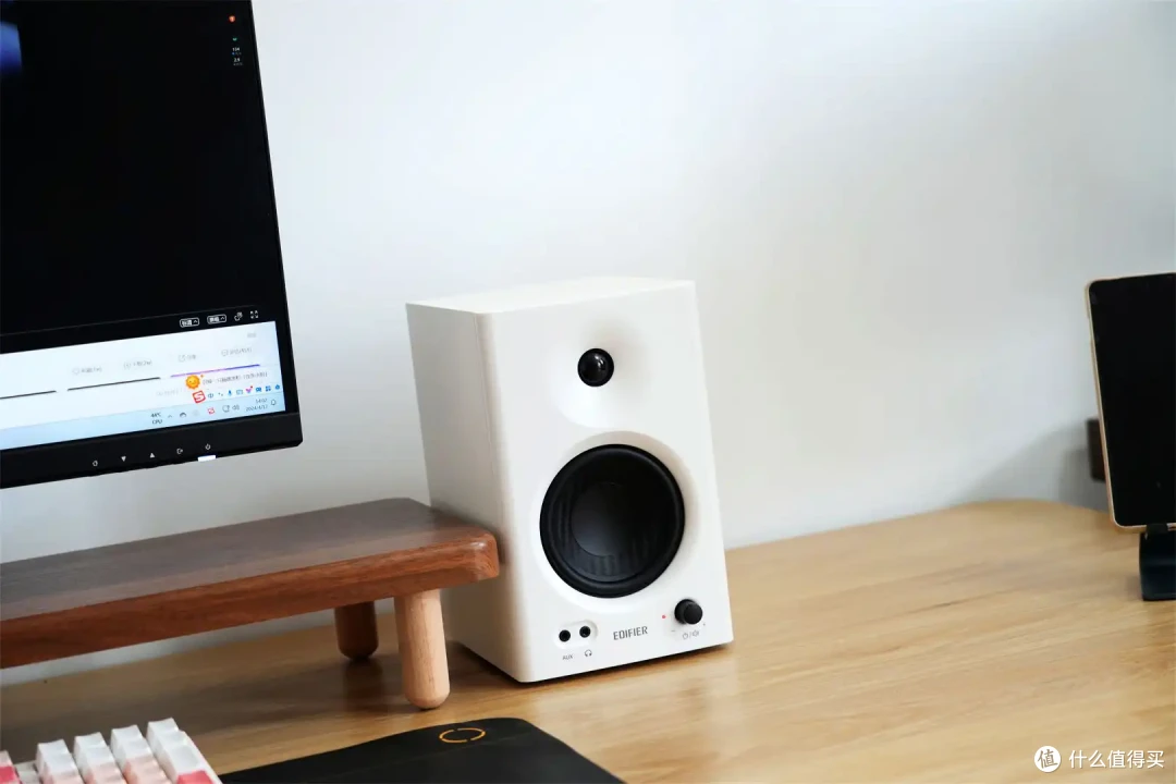 监听音箱如何颠覆传统?重塑你对音质的认知!漫步者MR4音响