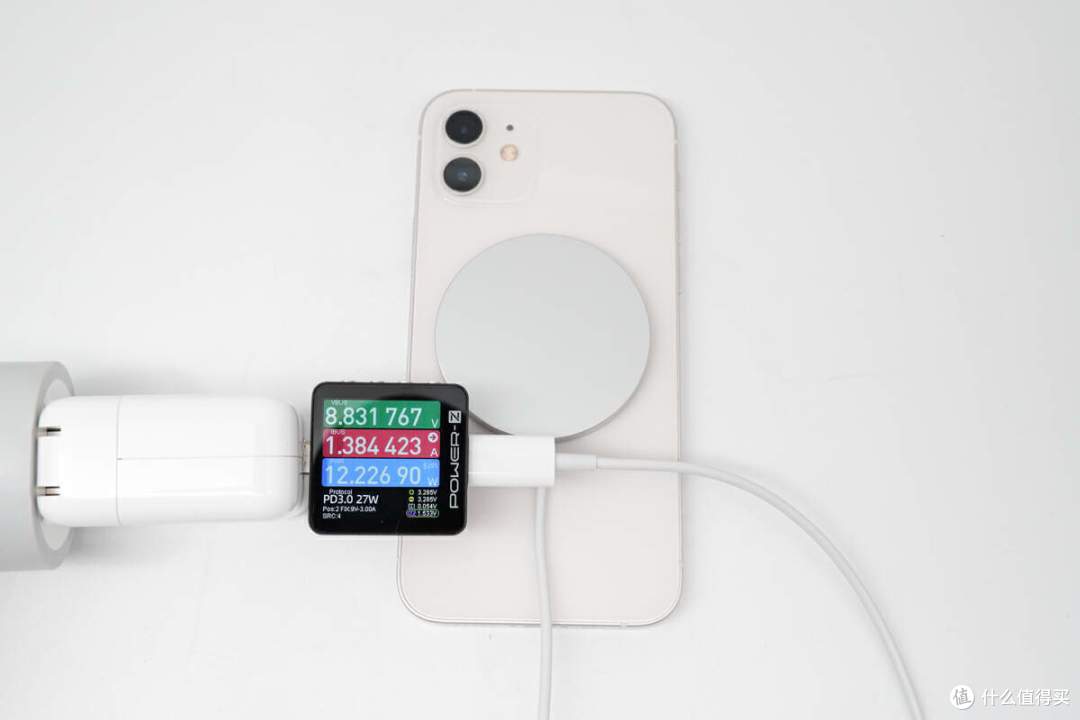 iPhone 12升级iOS17.4.1 MagSafe无线充电测试,功率和充电效率提升明显