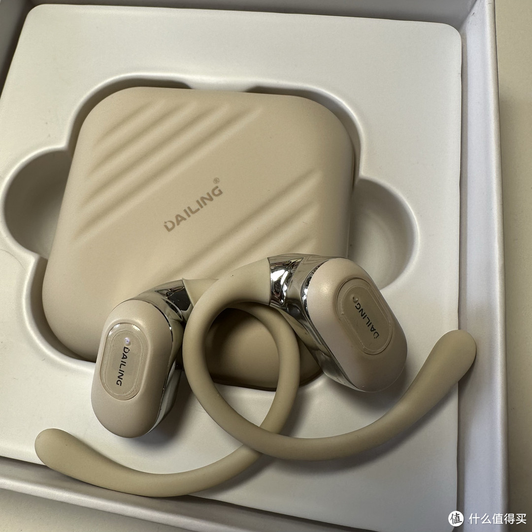 母亲节礼物篇—戴灵OS2开放式耳机。