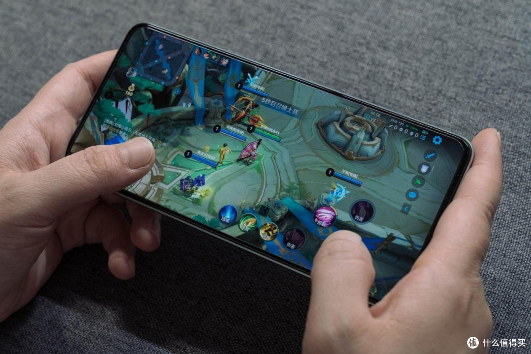 618给爸妈换了这台OPPO K12手机，有必要耐用耐摔吗