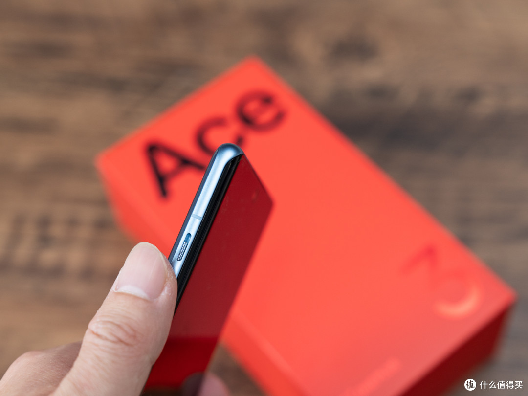 狠卷狠性能的2500元档位六边形战士,一加Ace 3助你一机战多年