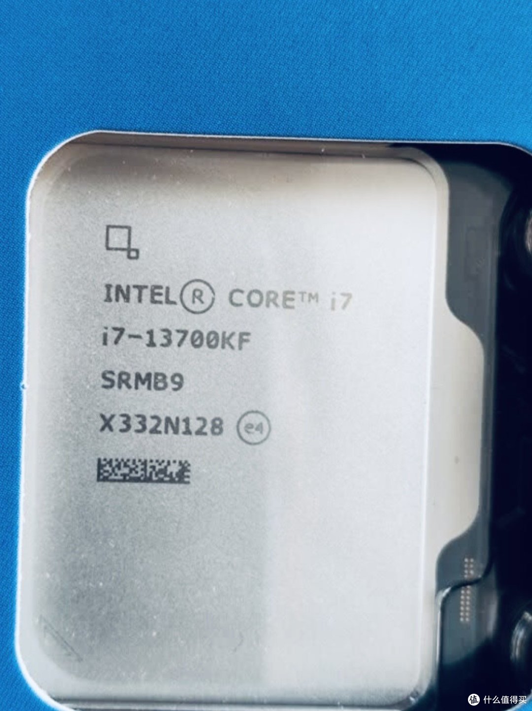 英特尔i7-13700KF震撼登场!性能怪兽还是价格杀手?