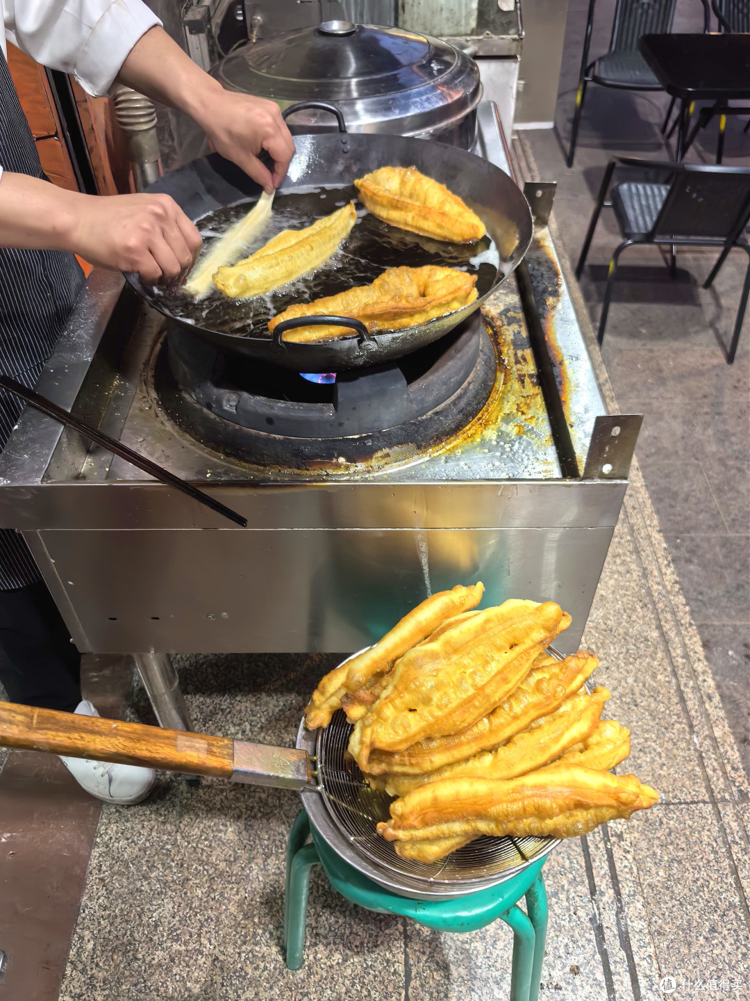 没想到在敦煌最好吃的一顿,却是家陕西早餐店