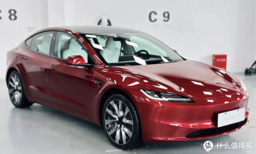 新能源汽车的标杆，特斯拉Model 3新能源汽车评测
