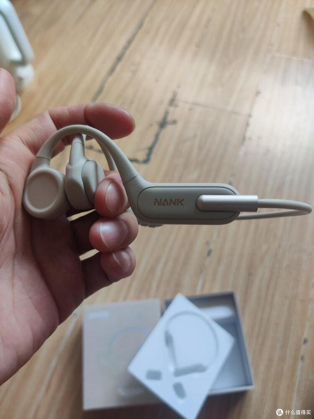几十块和几百上千的“骨传导耳机”差在哪里?内行人告诉你区别!