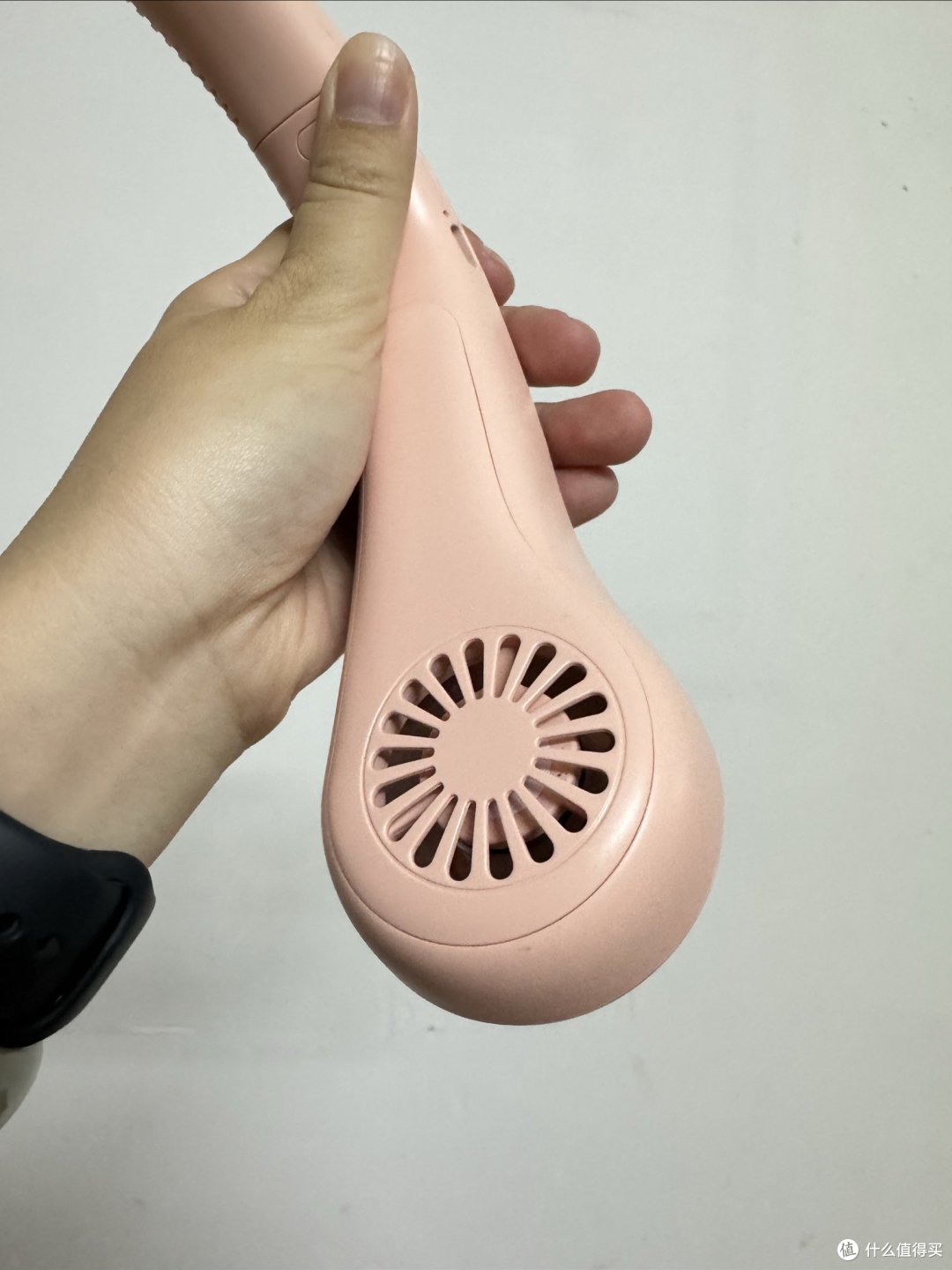 给夏天准备了挂脖风扇
