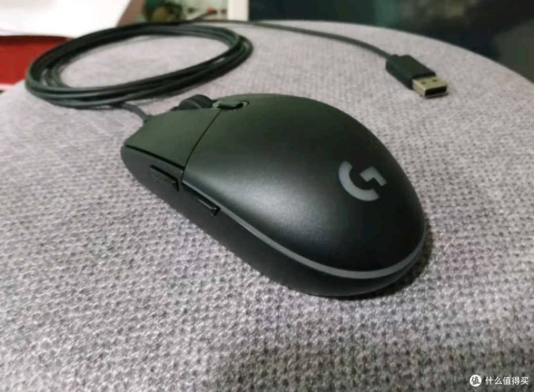 罗技g102有线游戏鼠标