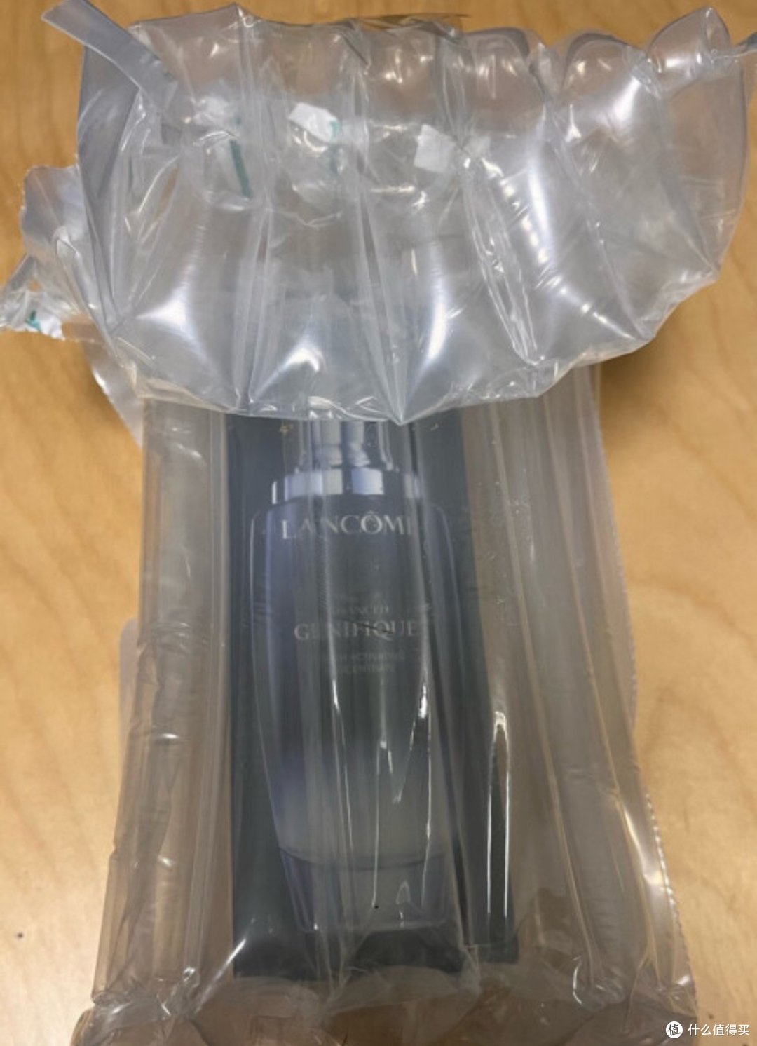 兰蔻小黑瓶,让肌肤焕发青春的秘密武器?