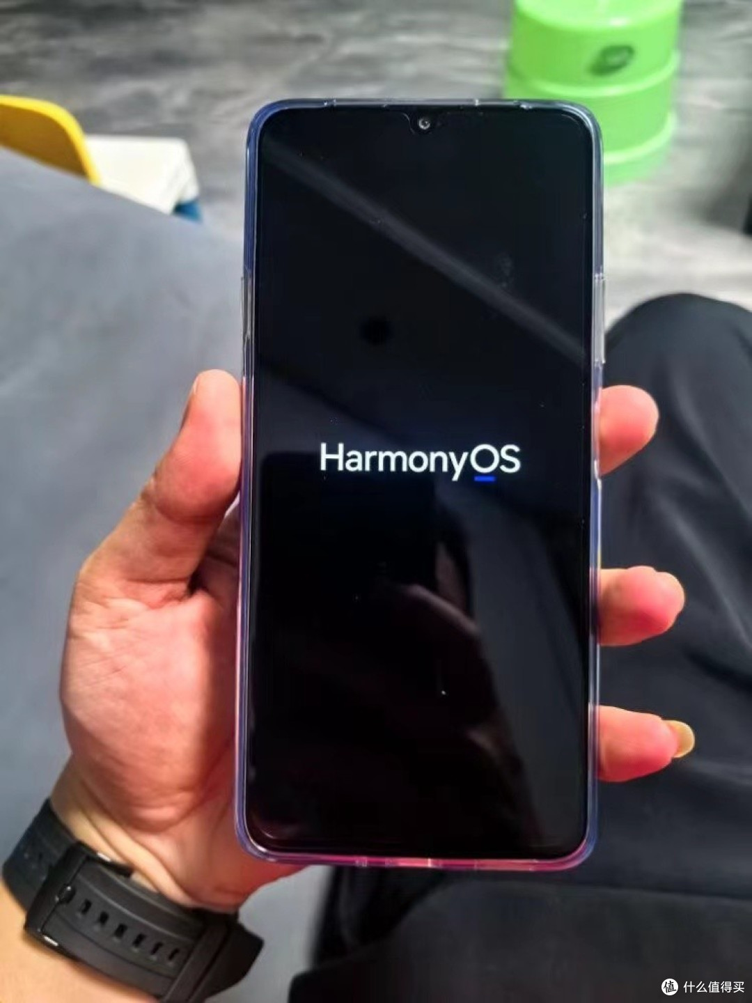 华为这次"良心"了:6000mah巨鲸电池 鸿蒙os4 麒麟芯片,256gb版跌至960