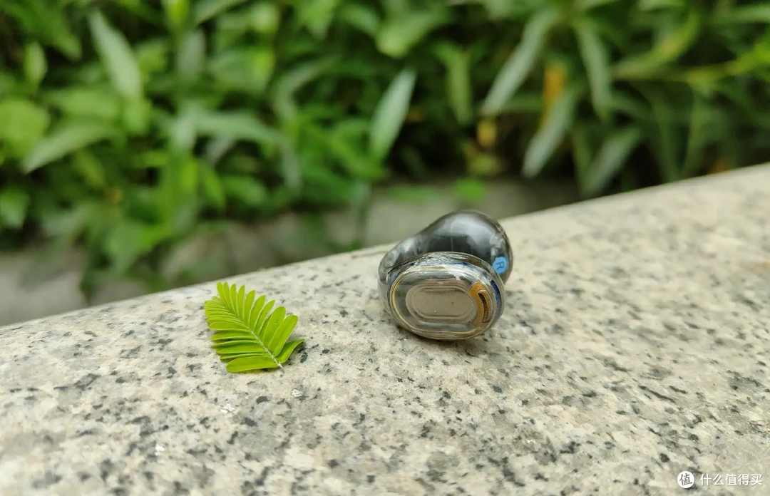 夹耳式蓝牙耳机成开放式耳机新宠，体验如何？声阔太空舱C30i耳机体验！