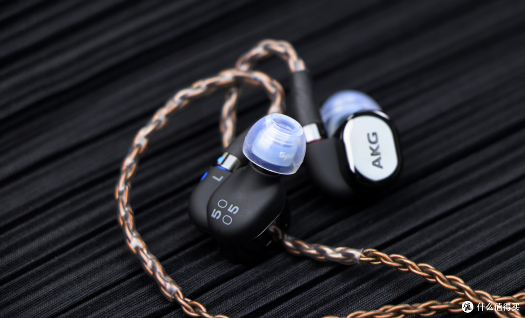 提升蓝牙耳机音质!OMNI耳机套搭配费兰朵、AZ80、AKG N5005评测