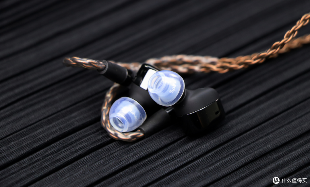 提升蓝牙耳机音质!OMNI耳机套搭配费兰朵、AZ80、AKG N5005评测