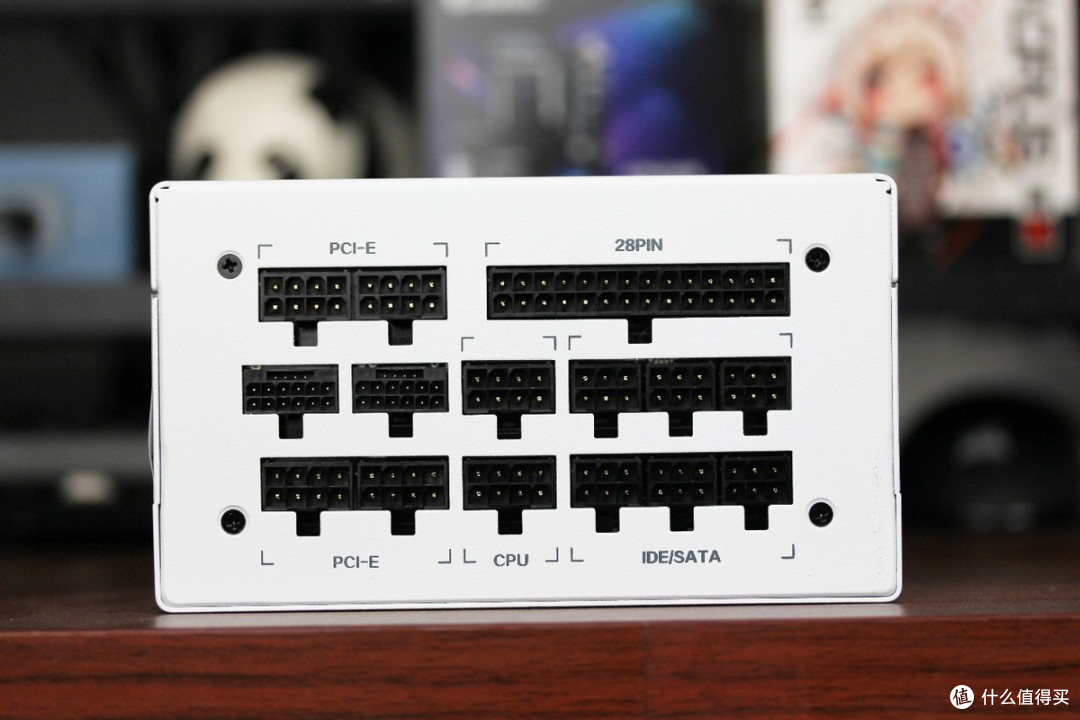 一键8000、自带USB4接口、易拆装,技嘉冰雕X B650E装机评测