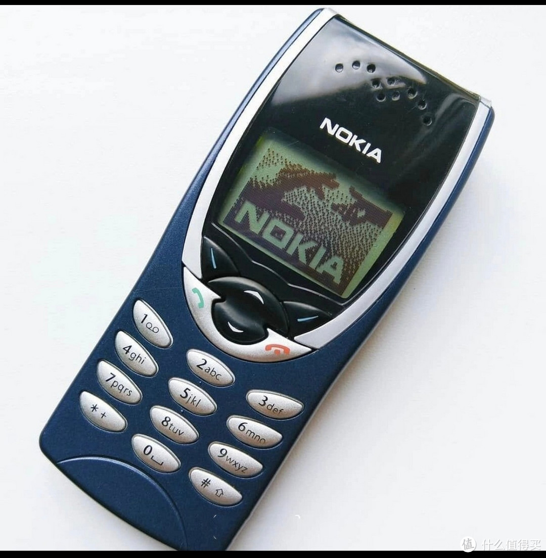 诺基亚8210：手机时代的经典之作