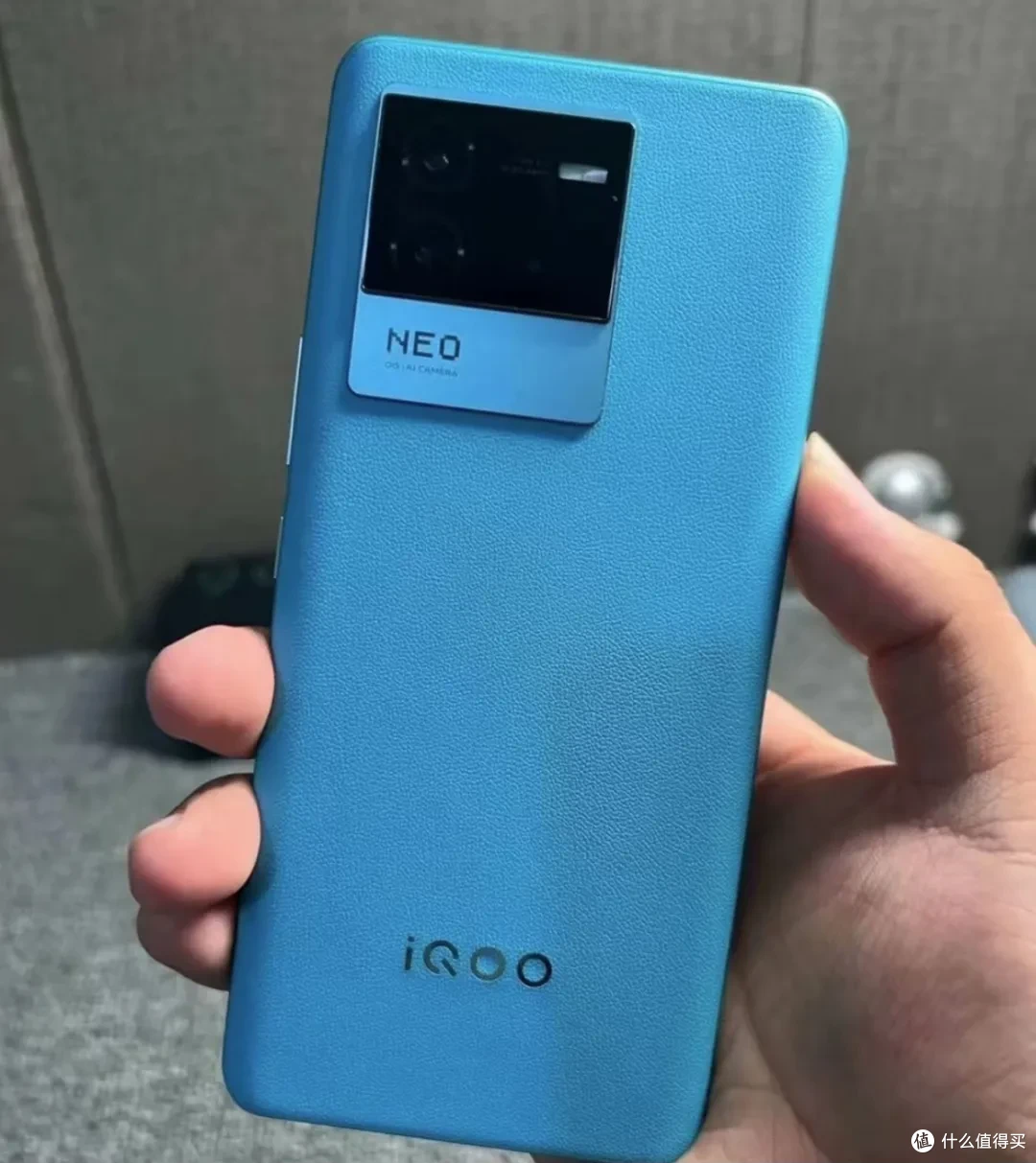 骁龙8+独显芯片的“游戏手机”，12G大内存只要950块