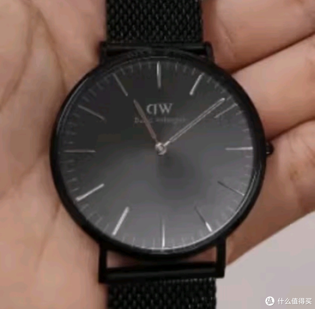 DW手表，经典与时尚的完美融合！