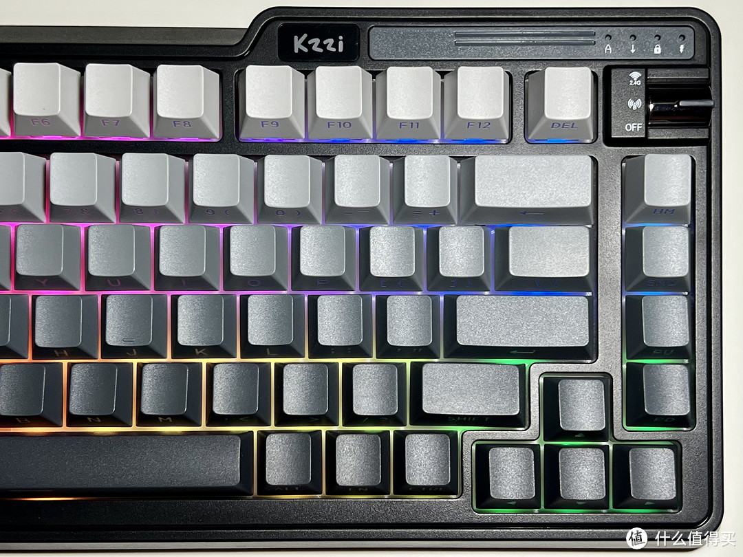 首度体验侧刻珂芝K75Lite极昼三模无线键盘，金融行业重度键盘使用者之福音