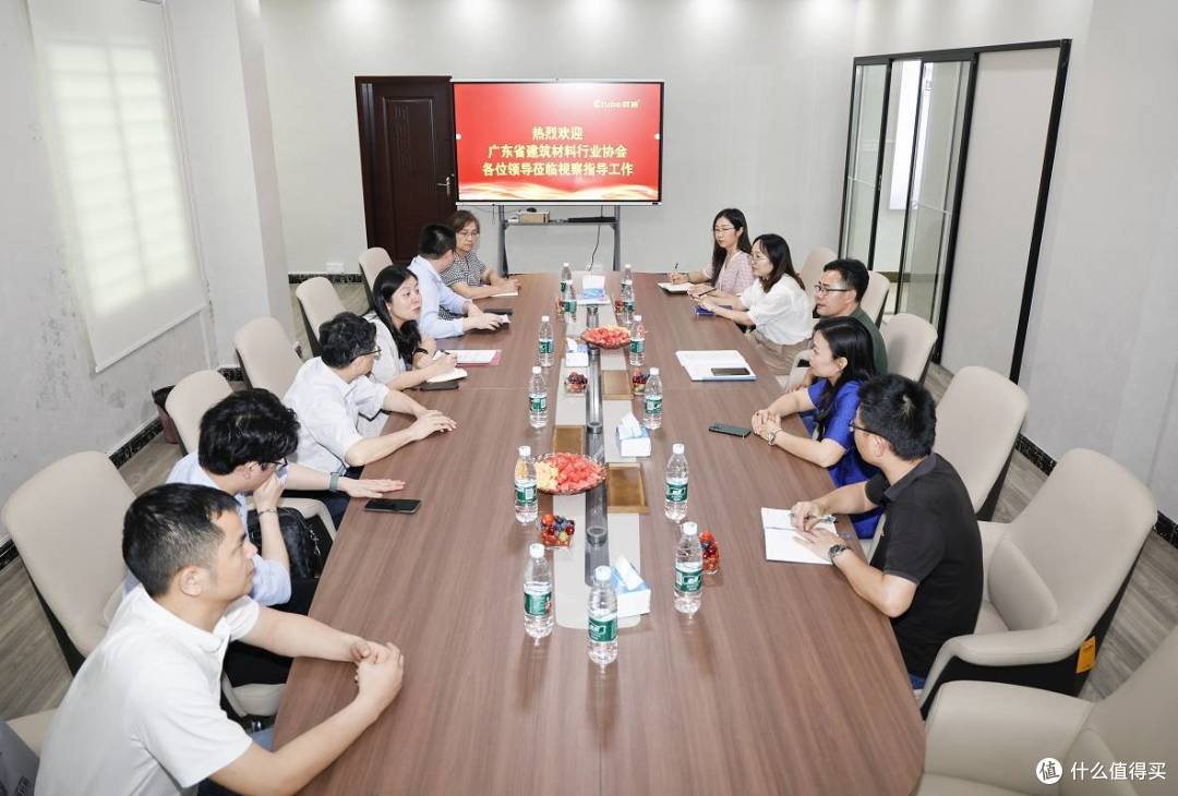 广东省建材协会常务副会长陈环带队走访材通实业有限公司