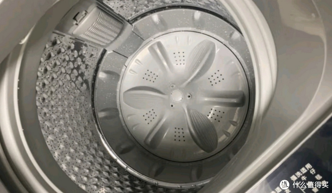 美的V13DB波轮洗衣机，健康免洗随心选！