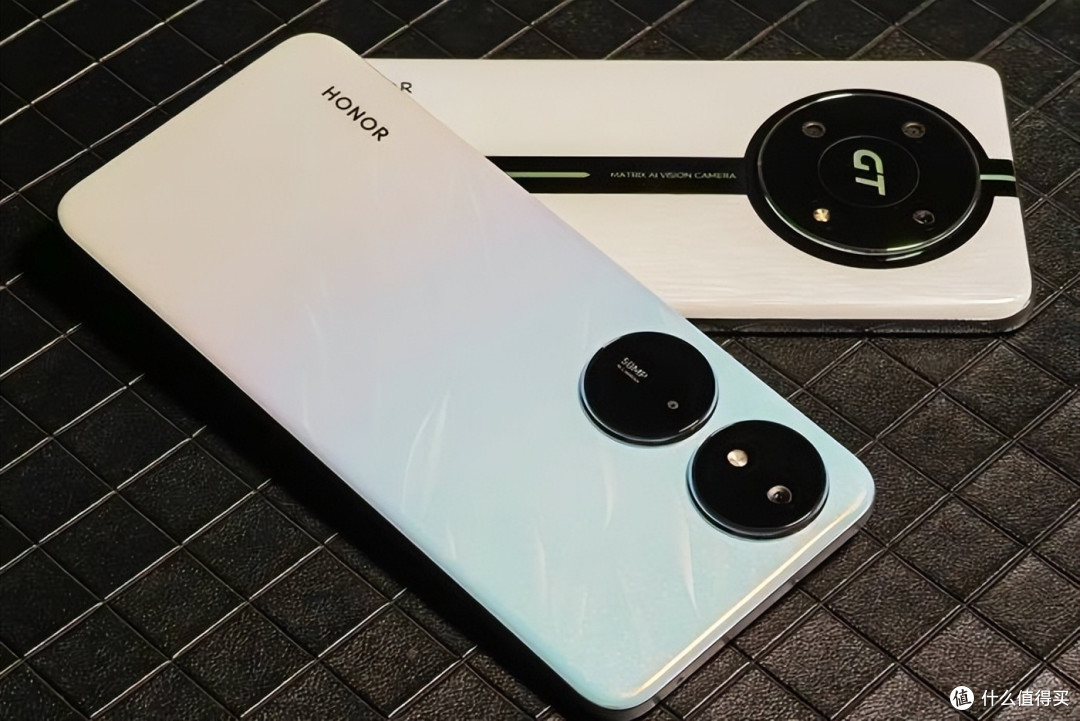 荣耀突破,6000mAh+850nit高亮屏+5000万,售价很亲民!