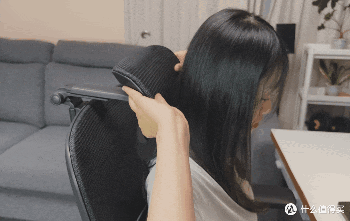 不到1000元的工学椅也这么强？胜途VICSTUHL麒麟D2人体工学椅使用体验