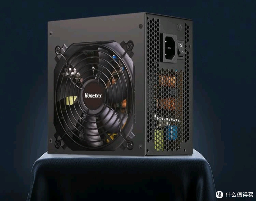 航嘉 WD650K 全模组金牌 650W 电源——电脑的可靠动力之选