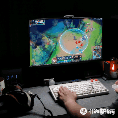 电竞显示器如何选？华硕ROG XG27UCS绝神，4K电竞显示器中的真标杆！