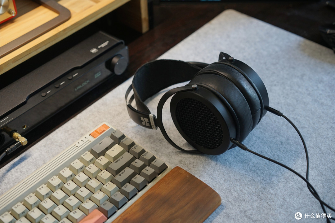 自研DAC、网播、联名:Buff拉满的HIFIMANx高登音频小夜曲解码耳放一体机