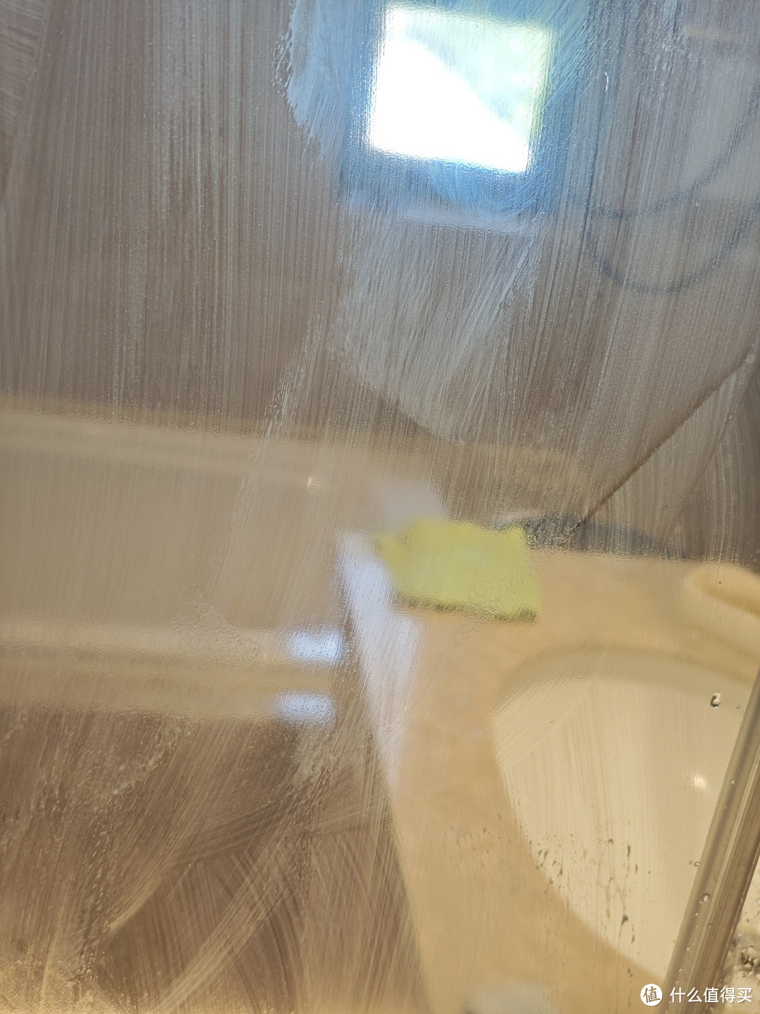 分享一个浴室玻璃门清洁的好办法