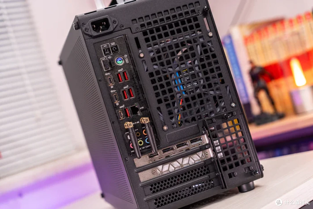 20L的MATX——ROG X670E GENE+4070S金属大师+乔思伯Z20装机展示