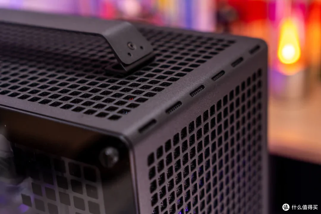 20L的MATX——ROG X670E GENE+4070S金属大师+乔思伯Z20装机展示