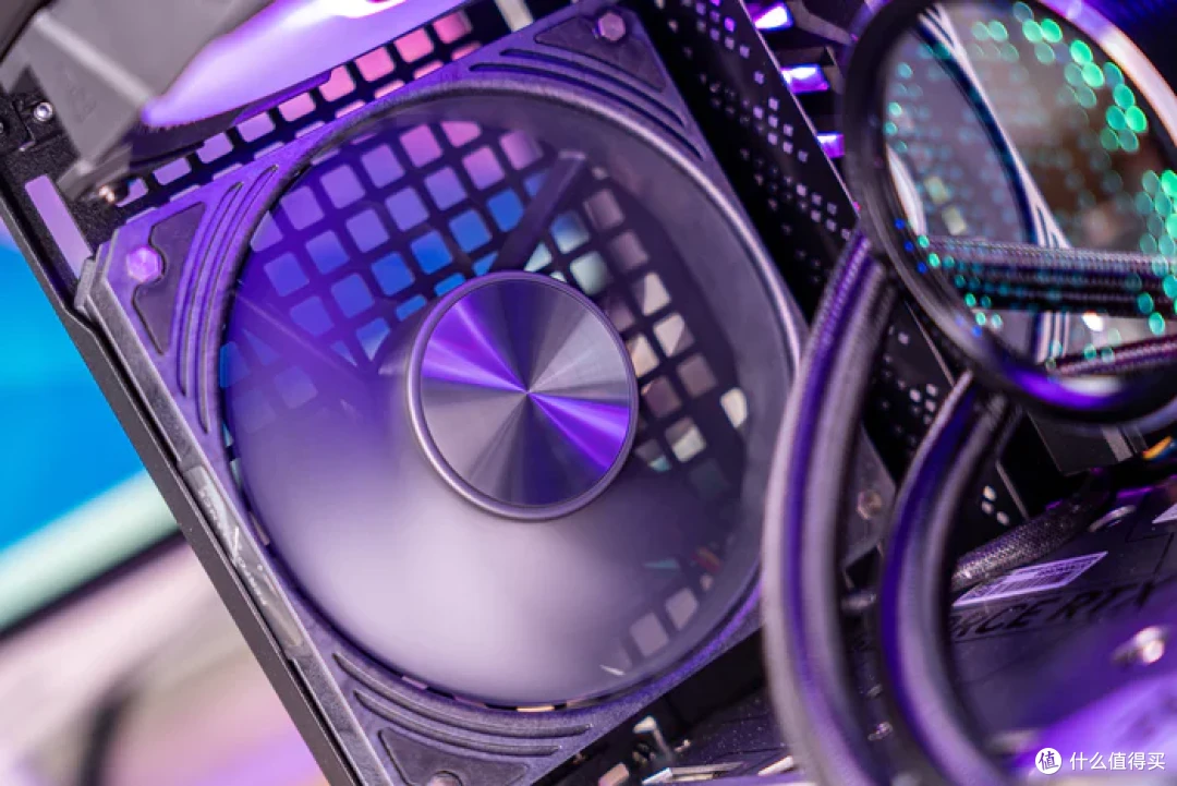 20L的MATX——ROG X670E GENE+4070S金属大师+乔思伯Z20装机展示