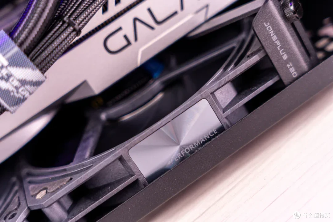 20L的MATX——ROG X670E GENE+4070S金属大师+乔思伯Z20装机展示