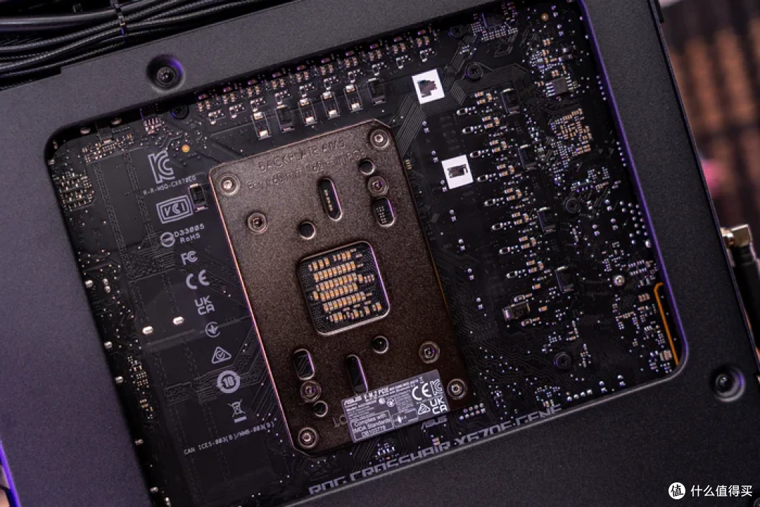 20L的MATX——ROG X670E GENE+4070S金属大师+乔思伯Z20装机展示